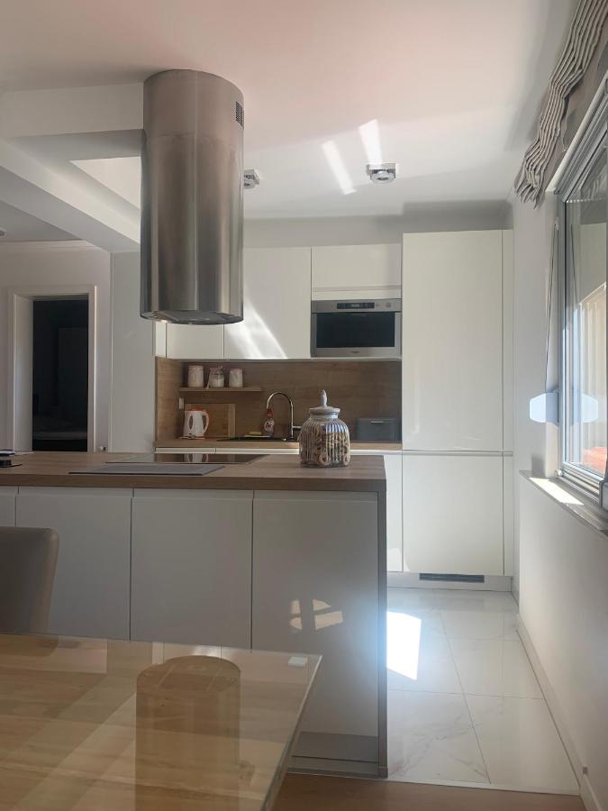 Apartmani Emilio Novalja Εξωτερικό φωτογραφία