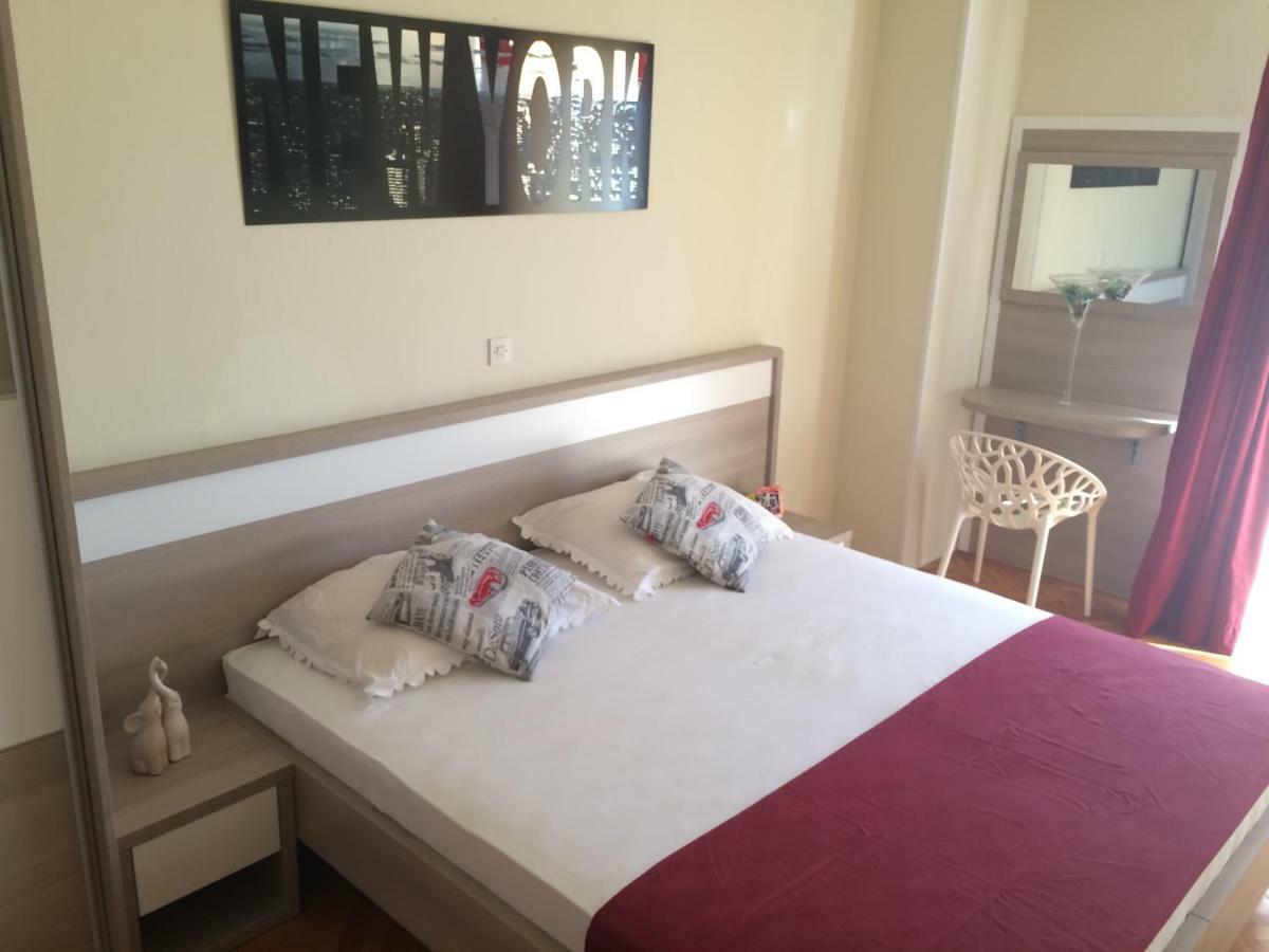 Apartmani Emilio Novalja Δωμάτιο φωτογραφία